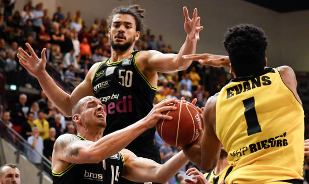 门希克无疑 门希克无疑